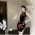 Halter Neck Velvet Cheongsam 